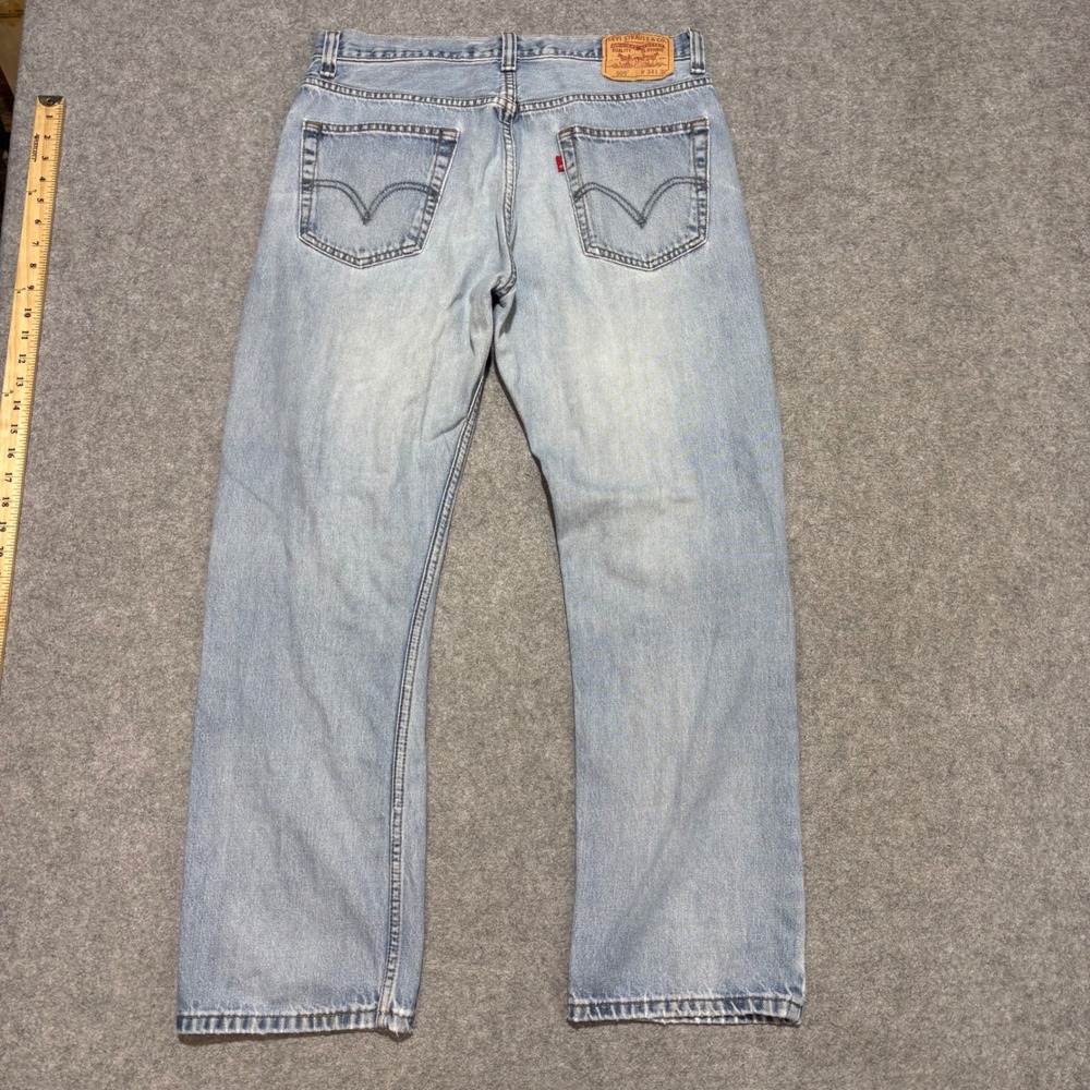 Levis 505 Regular Fit Jeans Mens 34x30 Light Wash Blue Denim Straight Leg 0037